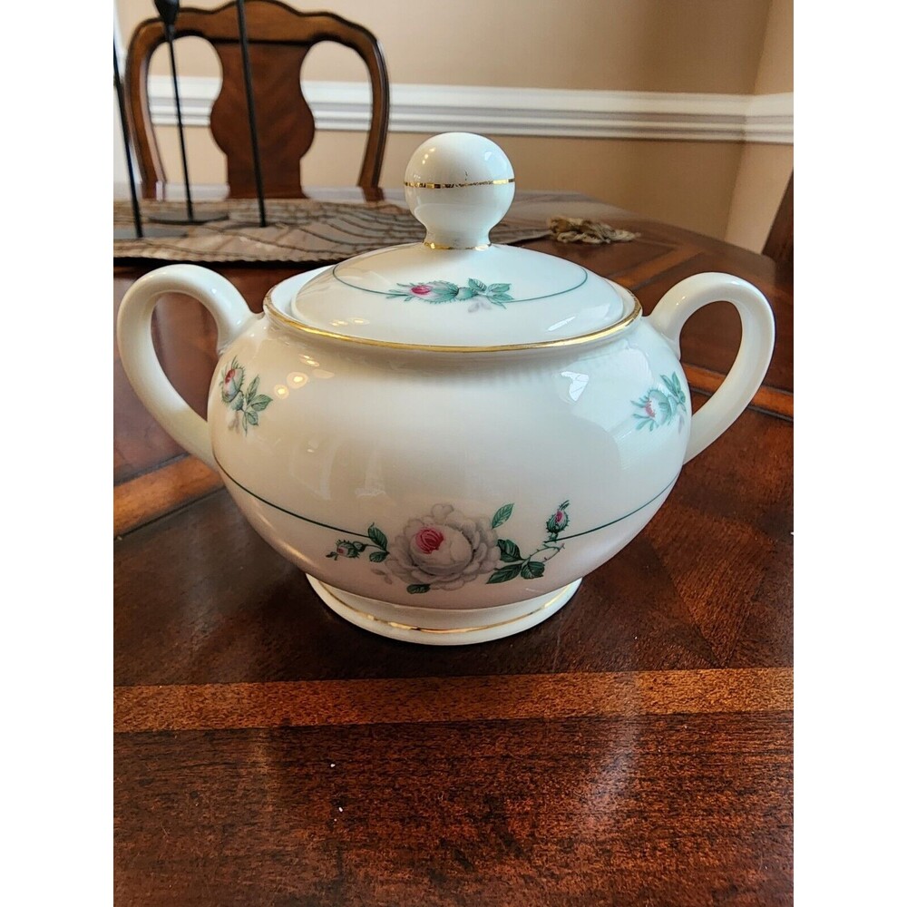 Winterling Bavaria Remembrance Sugar Bowl with Lid flawed